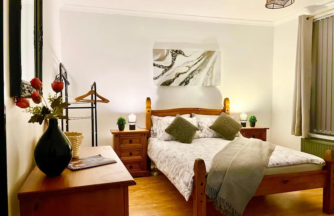 Cosy 3Bdr In Levenshulme-Close To Manchester City Centre And Stockport Town- Free Parking- Wifi-1